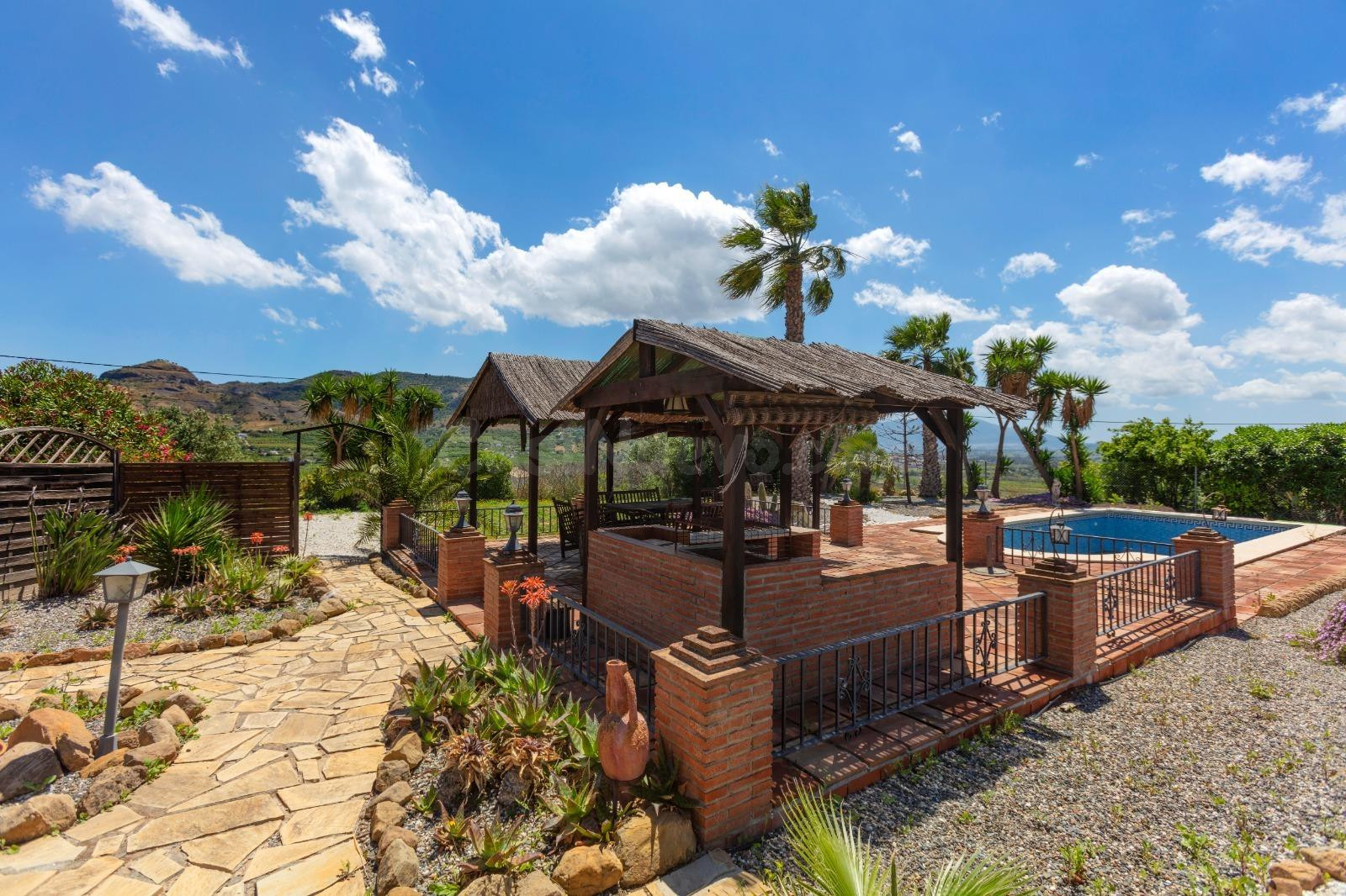 Finca con Estudio de Invitados, de Fácil Acceso y en un Ento - foto 4