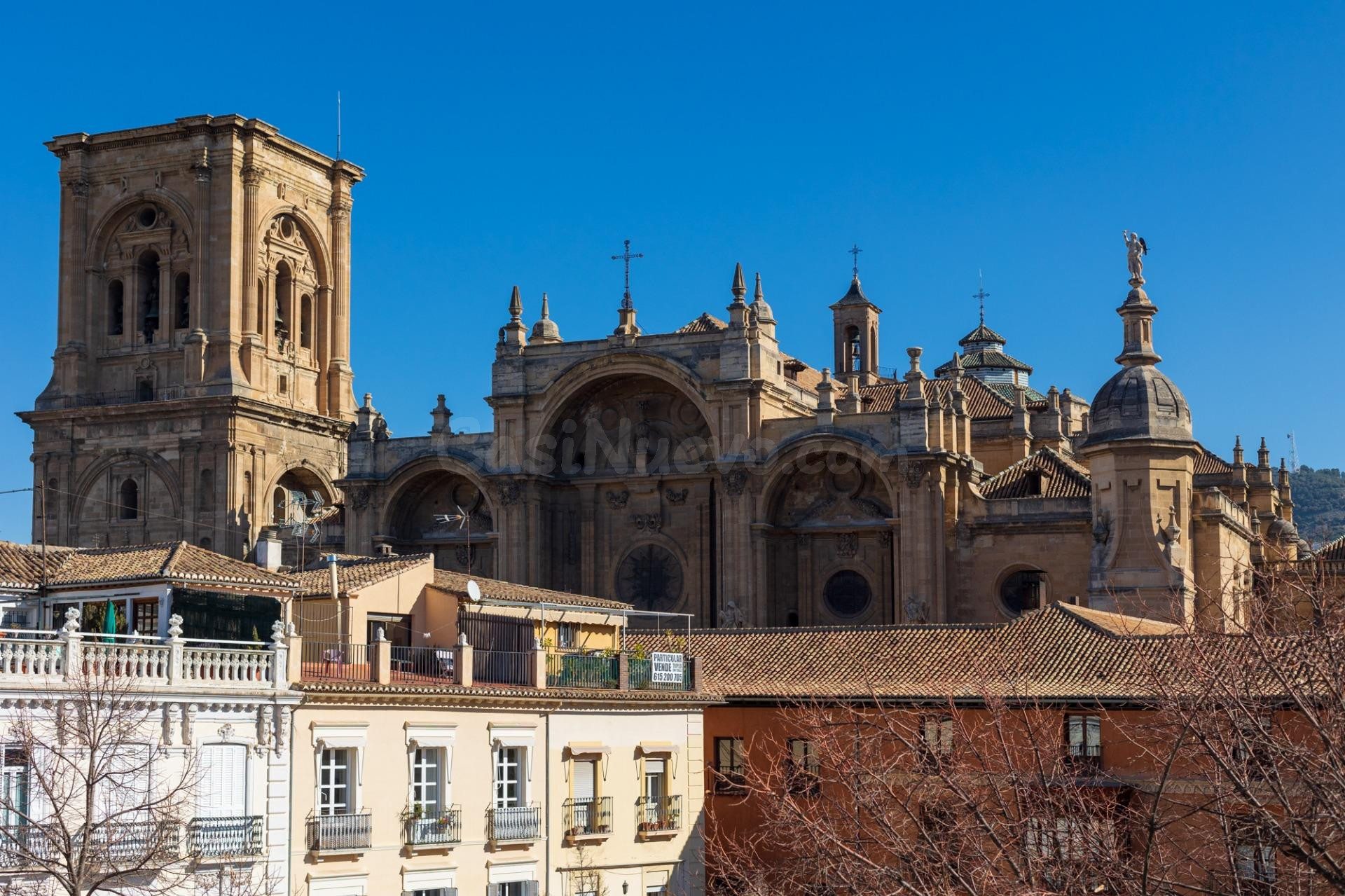 A LA VENTA EDIFICIO EN PLAZA BIB-RAMBLA