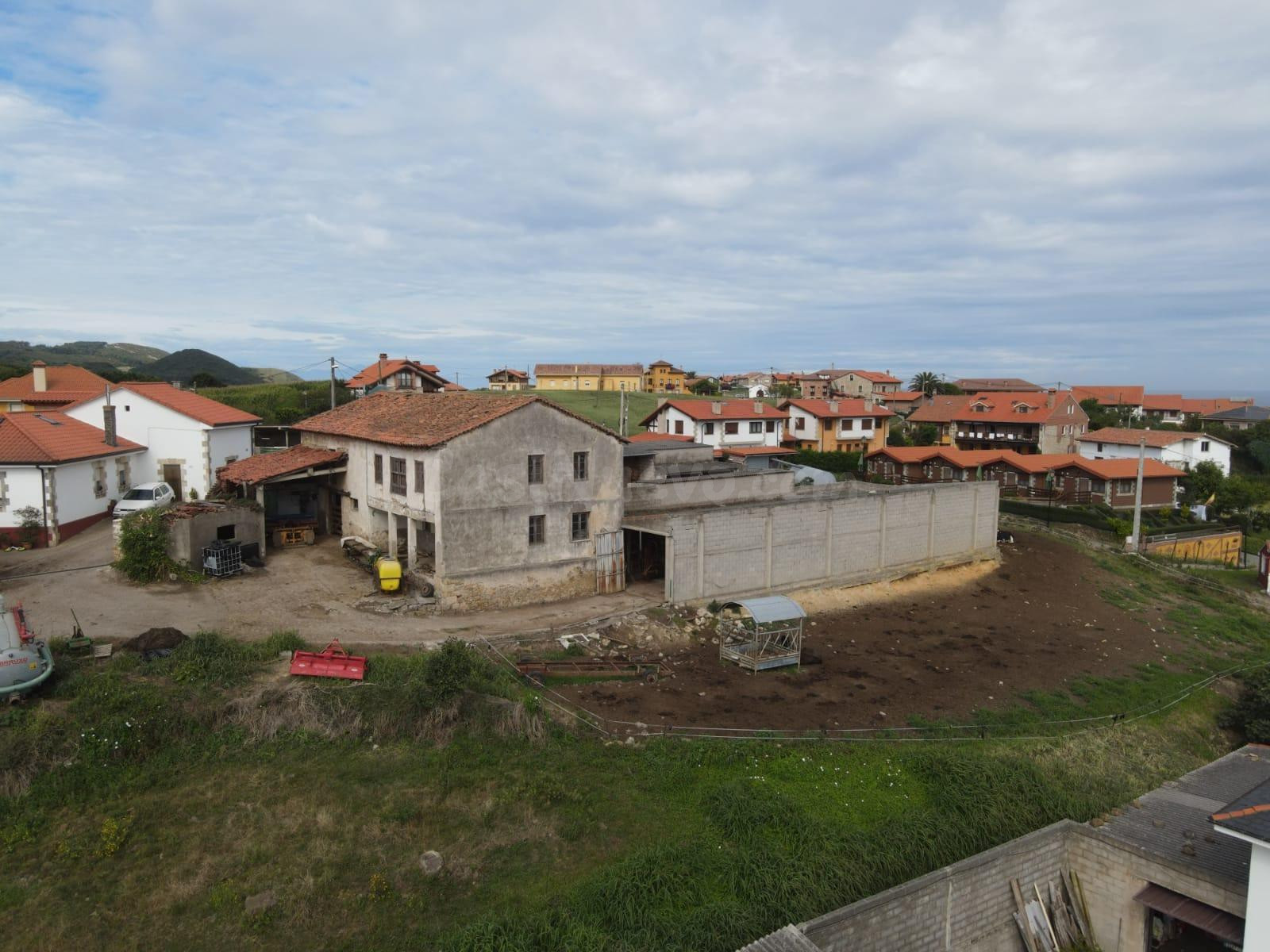 CASA PARA REHABILITAR CON VISTAS AL MAR Y MONTAÑA - foto 5