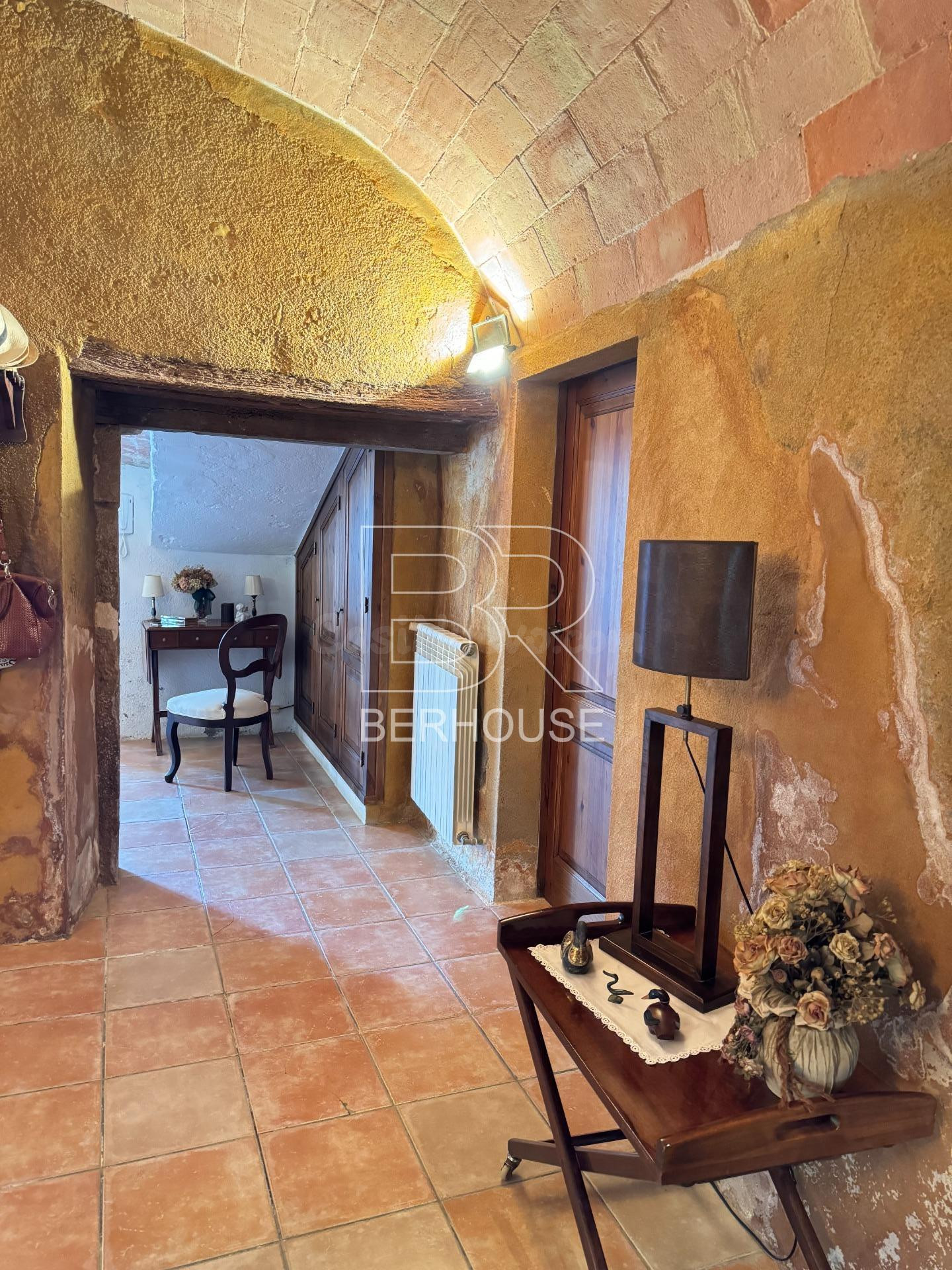 Masía con mucho encanto, situada en Bordils, Girona - foto 5