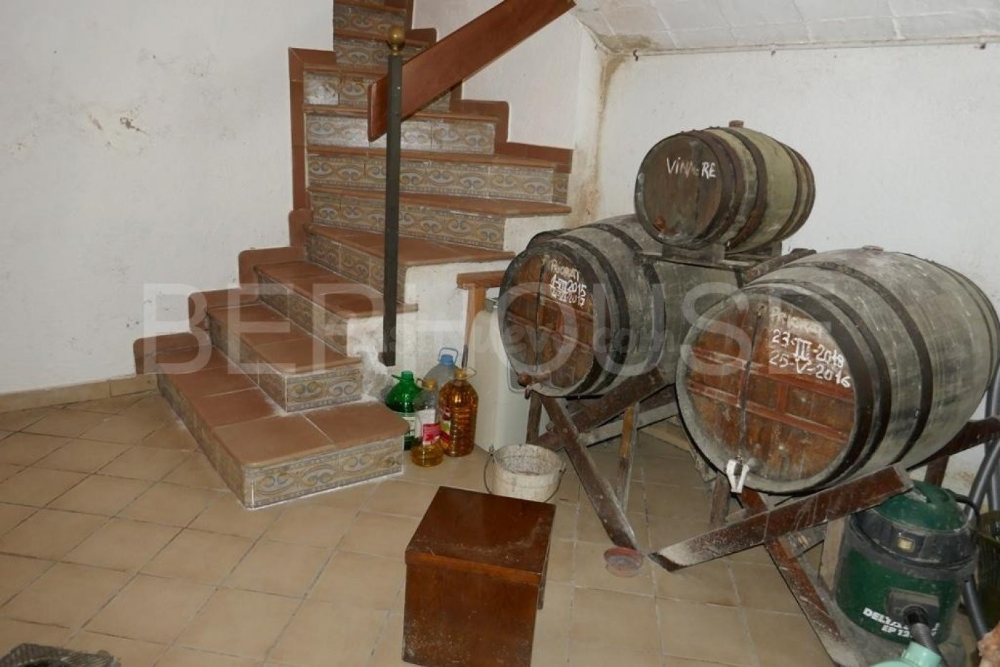Magnífica casa de pueblo - foto 2