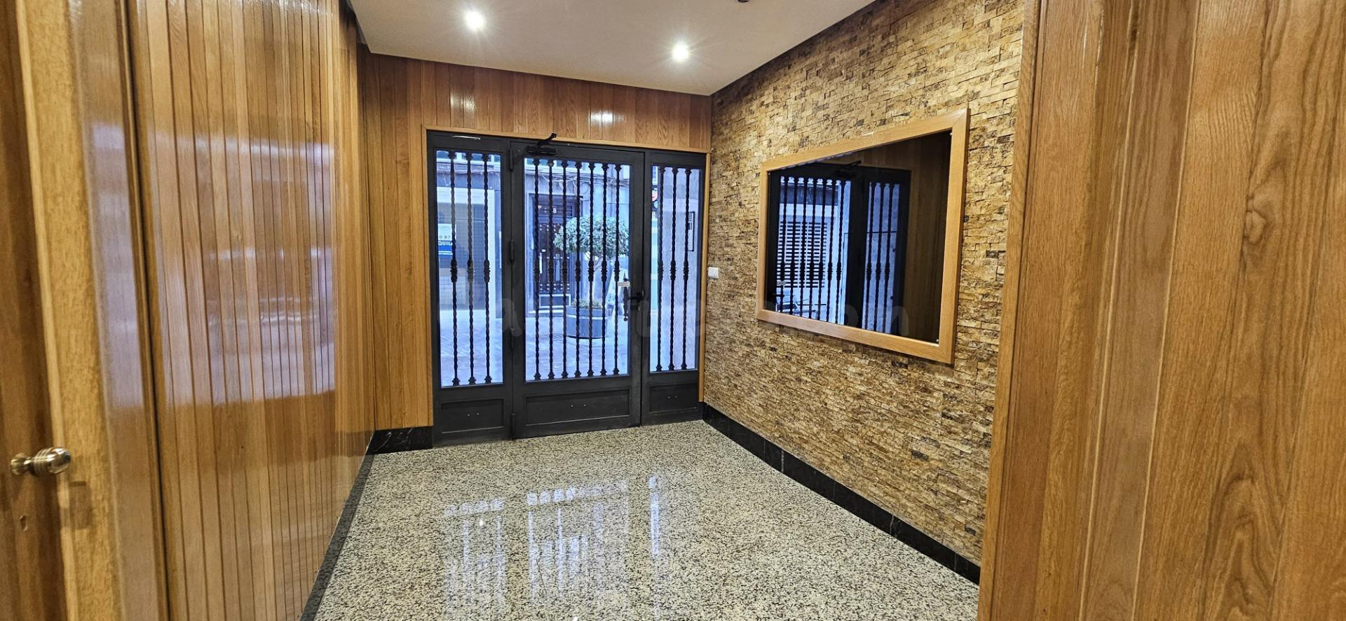 VIVIENDA EN PLENO CENTRO DE ELCHE - foto 4