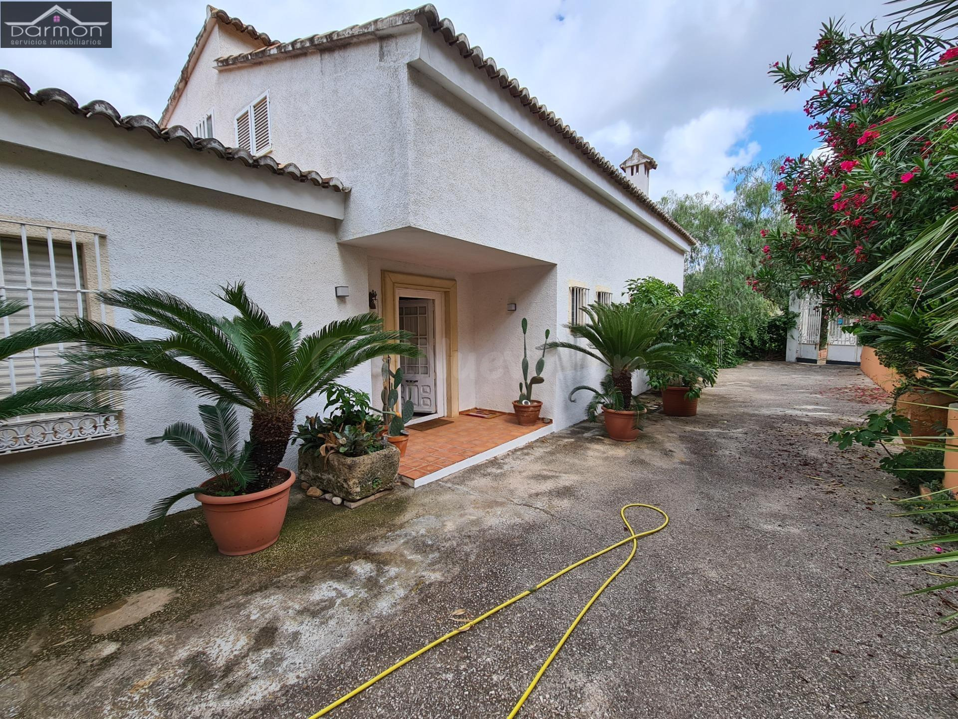 CHALET EN URB. SANTA MARTA DE GANDIA - foto 2