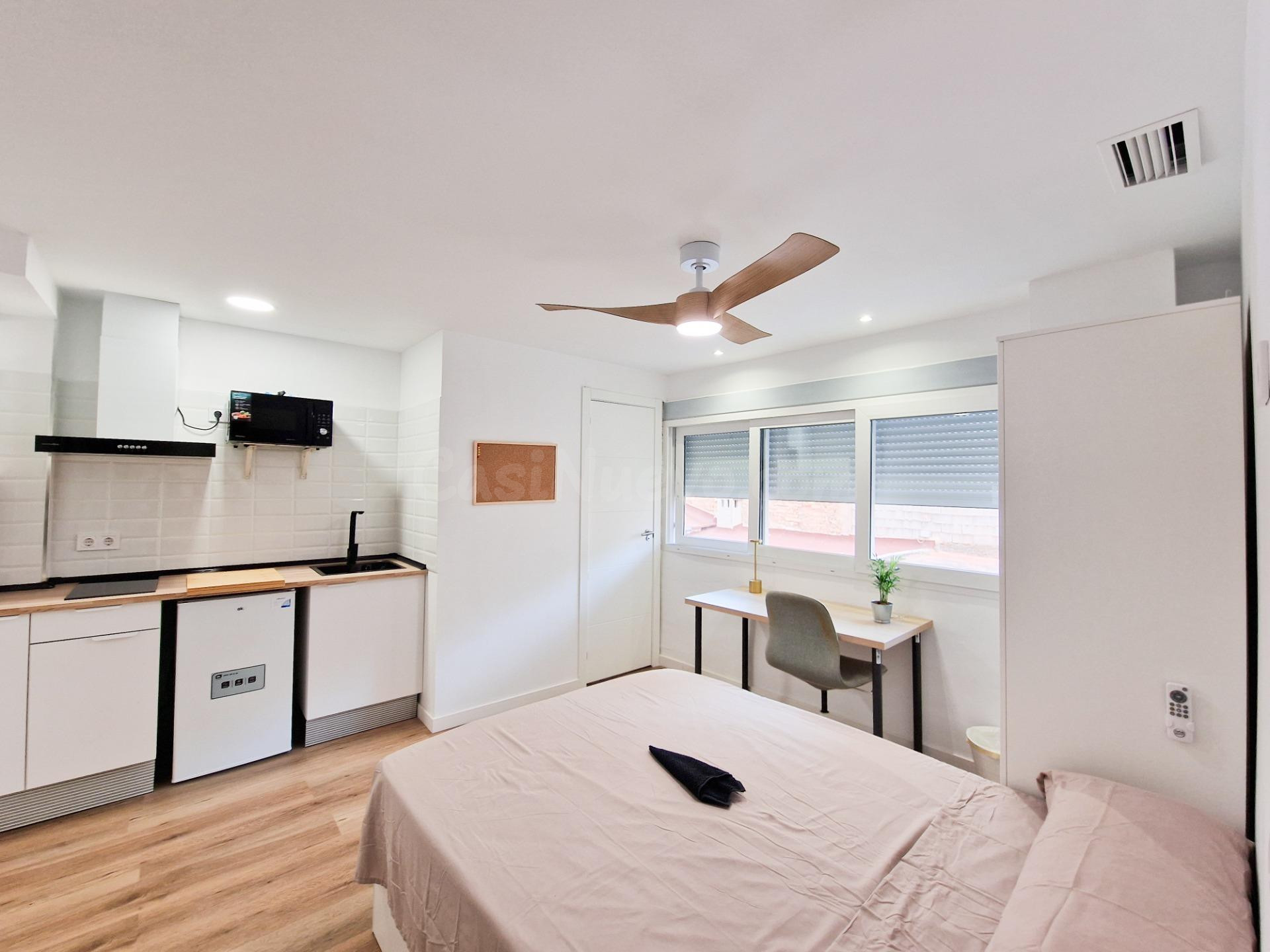 PISO REFORMADO Y EQUIPADO CON ASCENSOR, 5 DORM Y 3 ASEOS, ZONA REINA VICTORIA