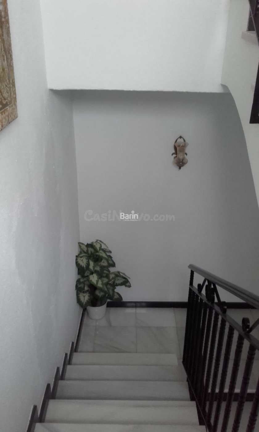Casa de 3 plantas en la Victoria - foto 5