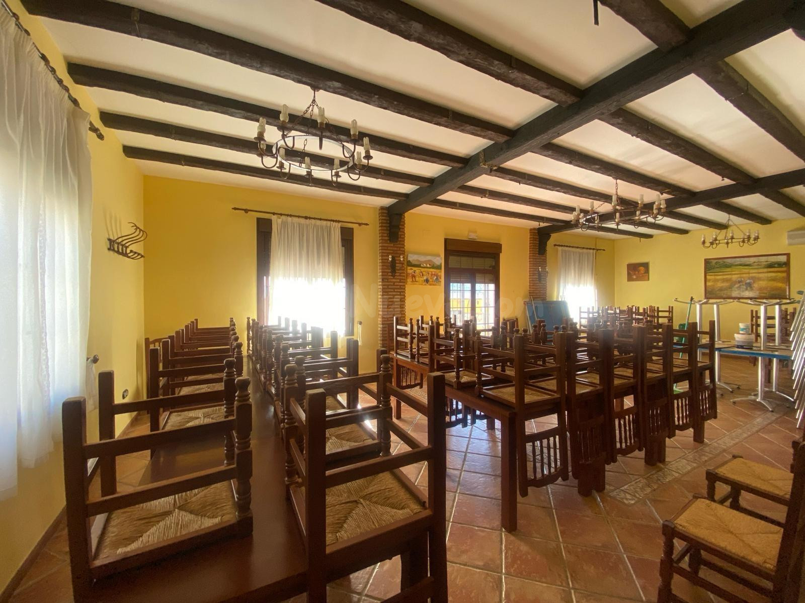 Negocio y vivienda en Belmez - foto 3