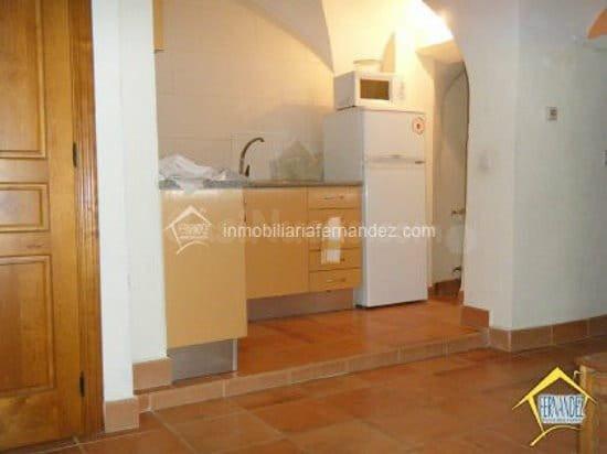 Edificio de tres plantas en venta con situación Inmejorable, excelente inversión!