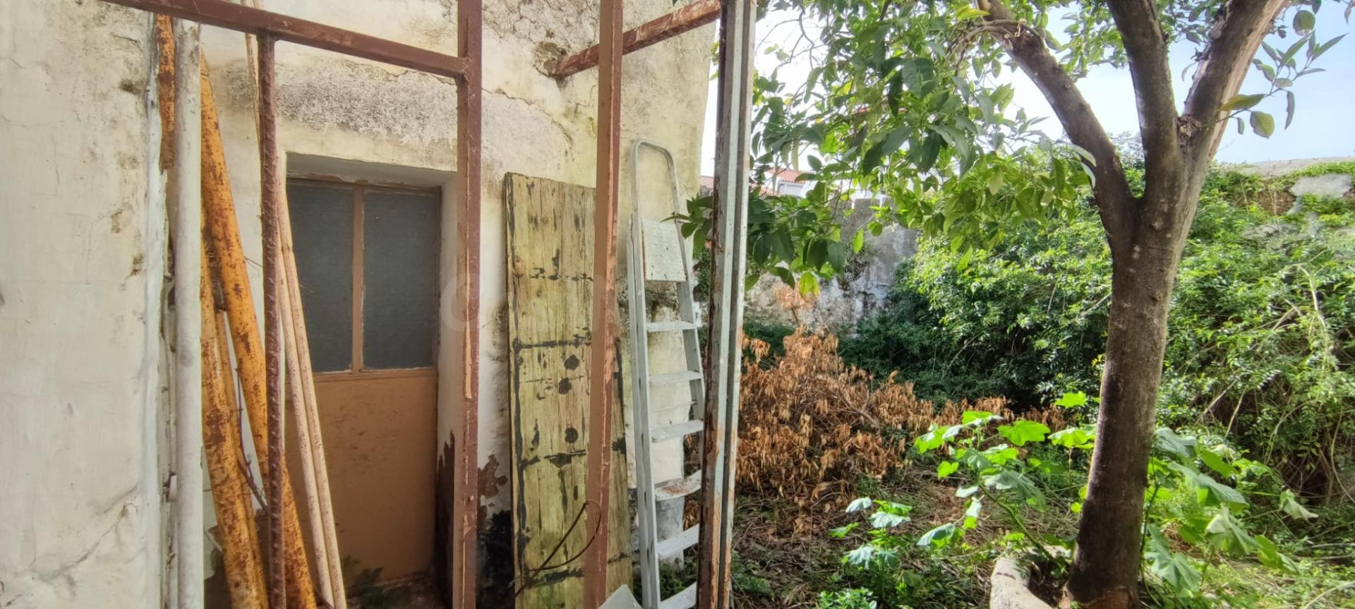 ¡¡Enorme casa con gran patio!! - foto 2