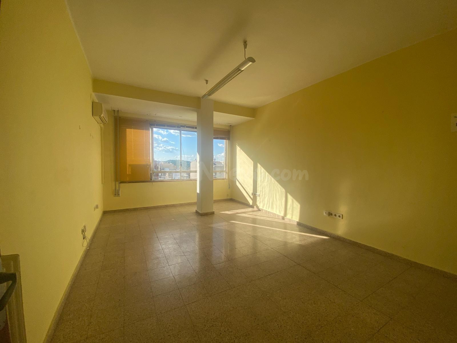 Apartamento para reformar en Cánovas