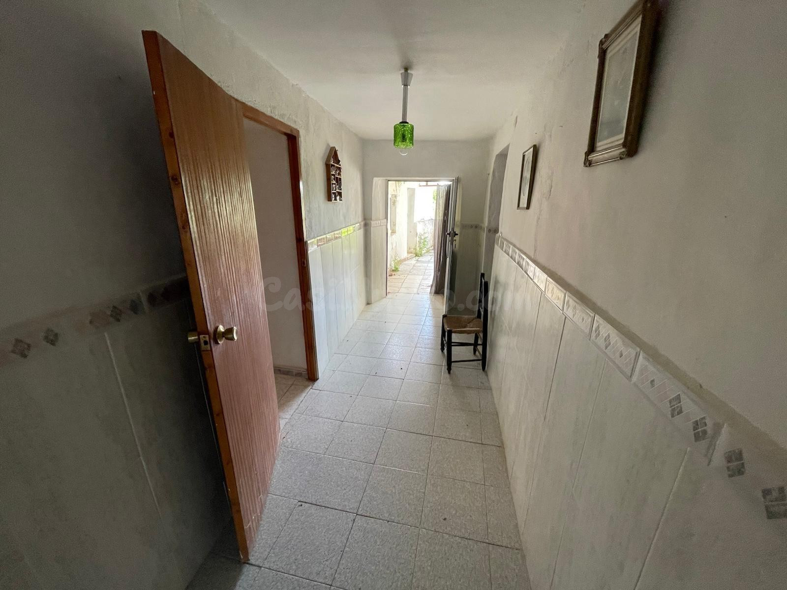CASA CON PATIO EN HINOJAL - foto 5