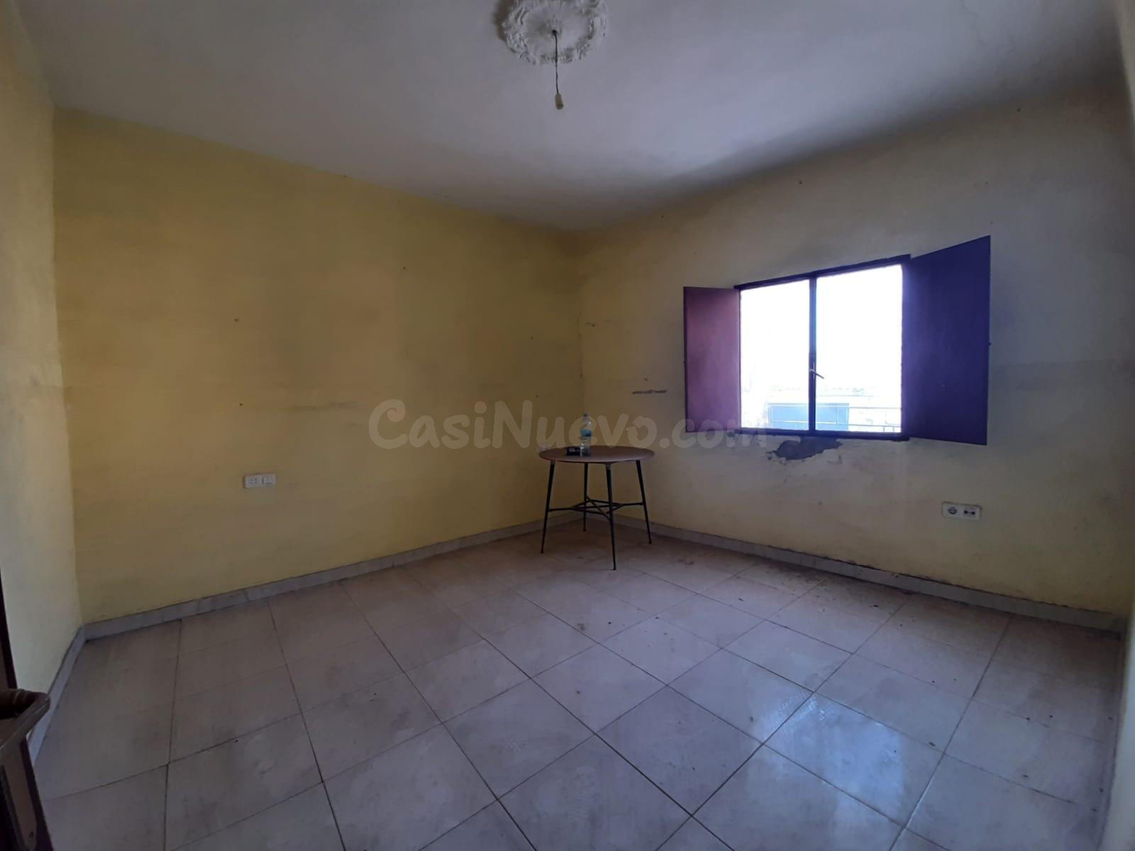 Gran casa de pueblo con terraza en Valdefuentes - foto 4