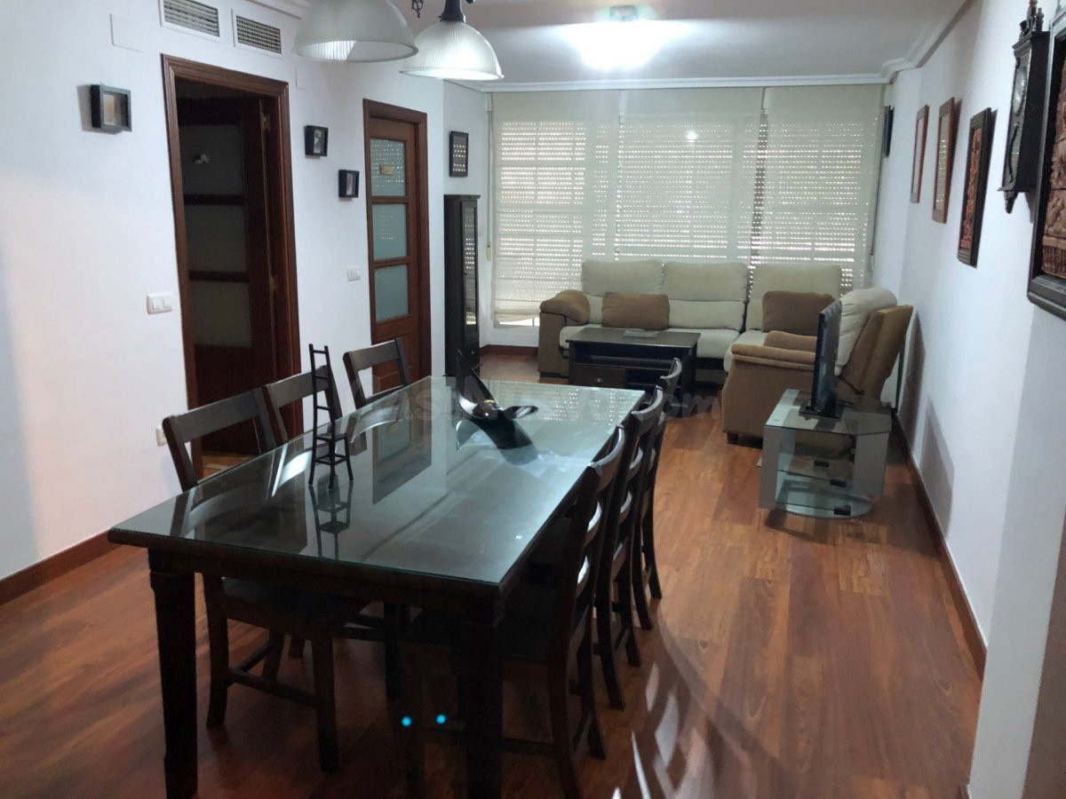 VIVIENDA EN VENTA EN URBANIZACION GUADIANA