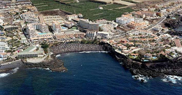 Parcela urbanística situada en inmejorable posición para 55 apartamentos de lujo