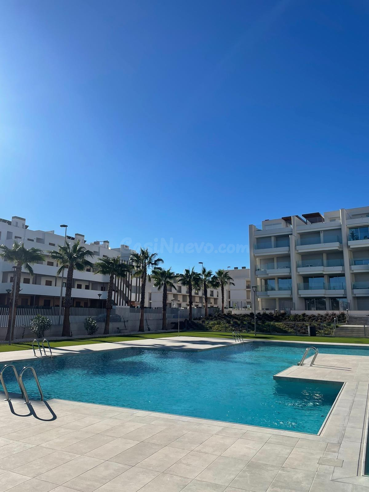 APARTAMENTO con PISCINA en VILLAMARTÍN - ORIHUELA COSTA - foto 2