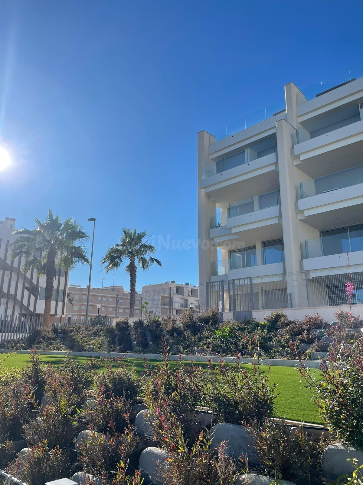 APARTAMENTO con PISCINA en VILLAMARTÍN - ORIHUELA COSTA - foto 3