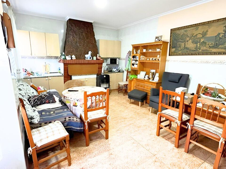 ¡¡¡ Amplia vivienda en Burjassot con doble terraza, garaje y - foto 4