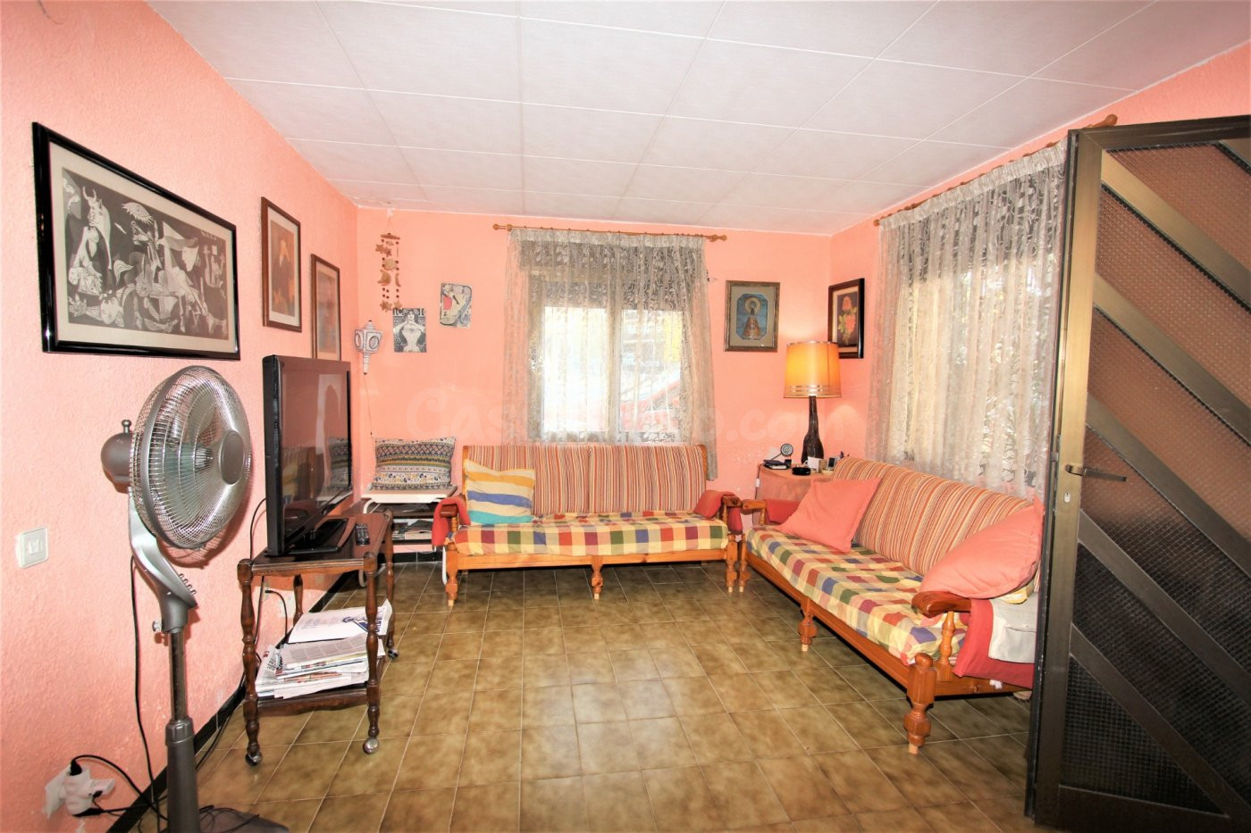 CASA A LA VENTA EN EL CENTRO DE L'AMPOLLA Y CERCA DE LA PLAY - foto 2