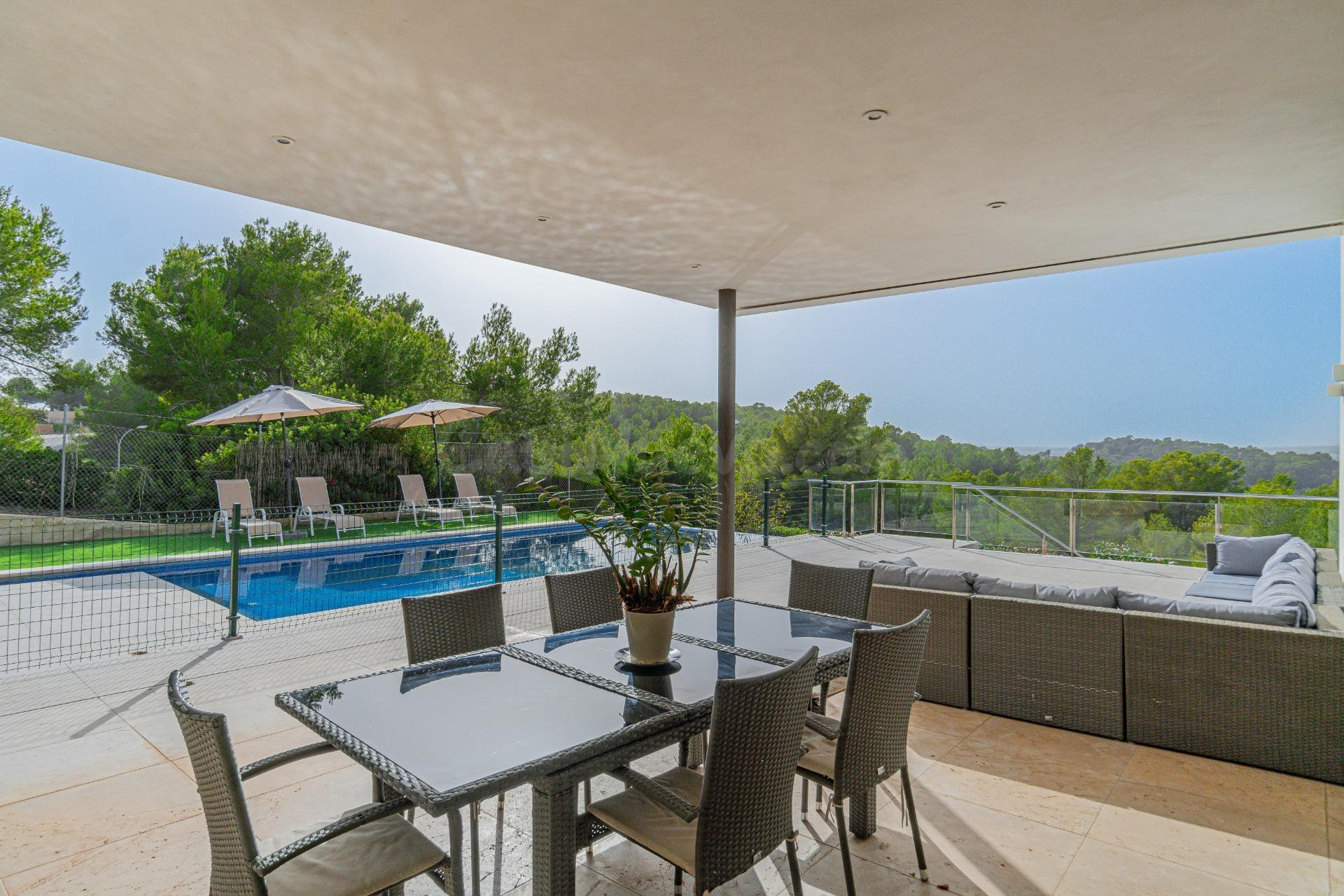 Moderna villa con piscina en Cala Vinyes - foto 4