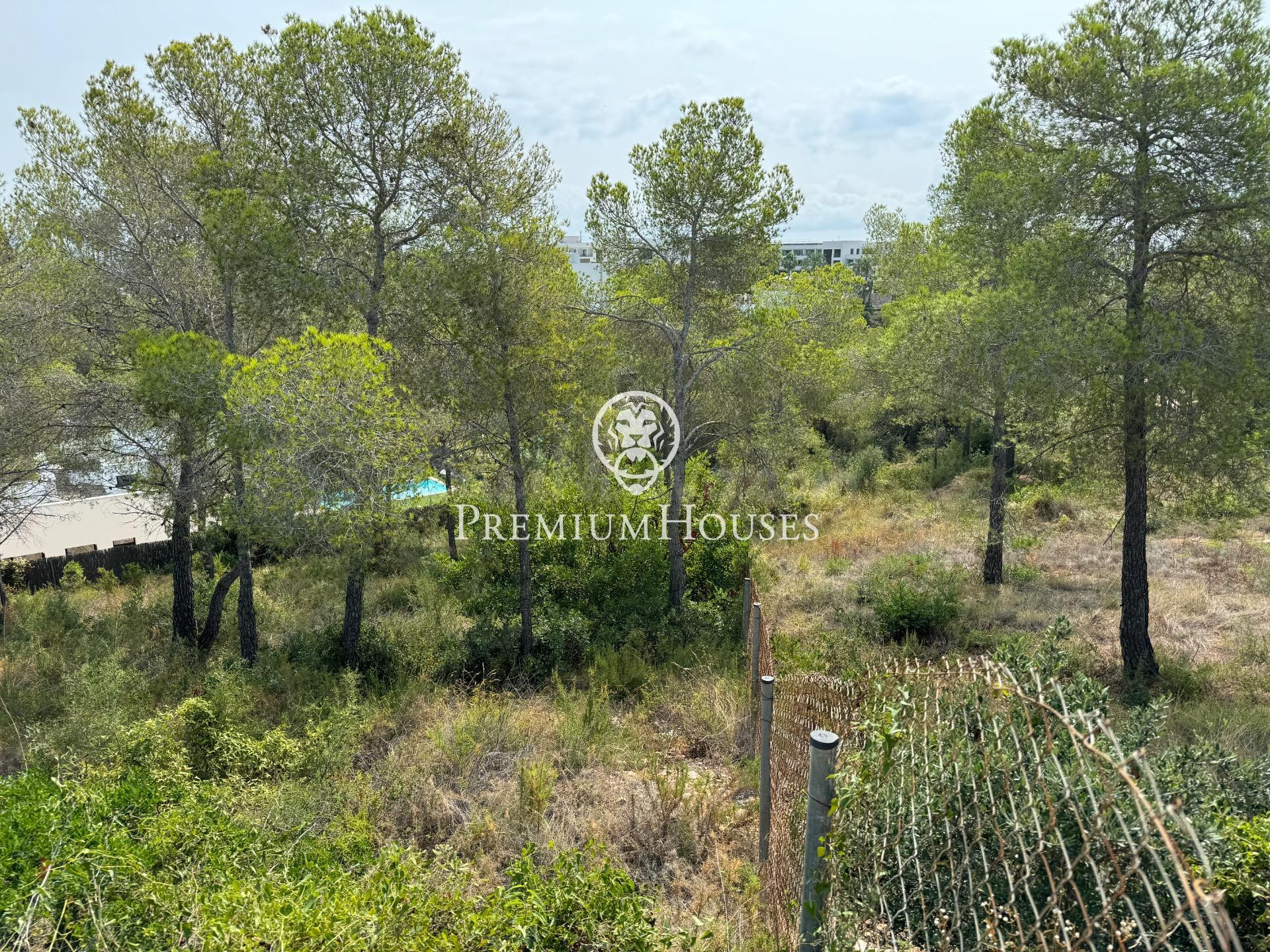 Terreno urbano con vistas en Can Girona