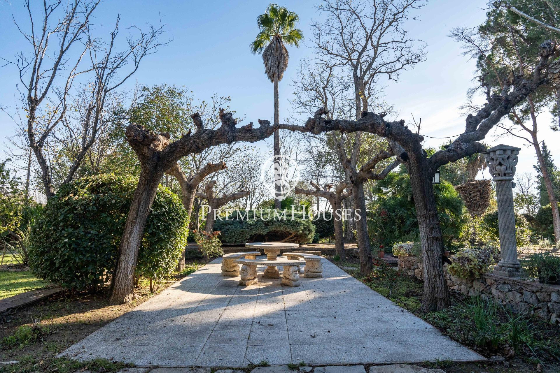 Masía con encanto en Plana d'en Berga - foto 4