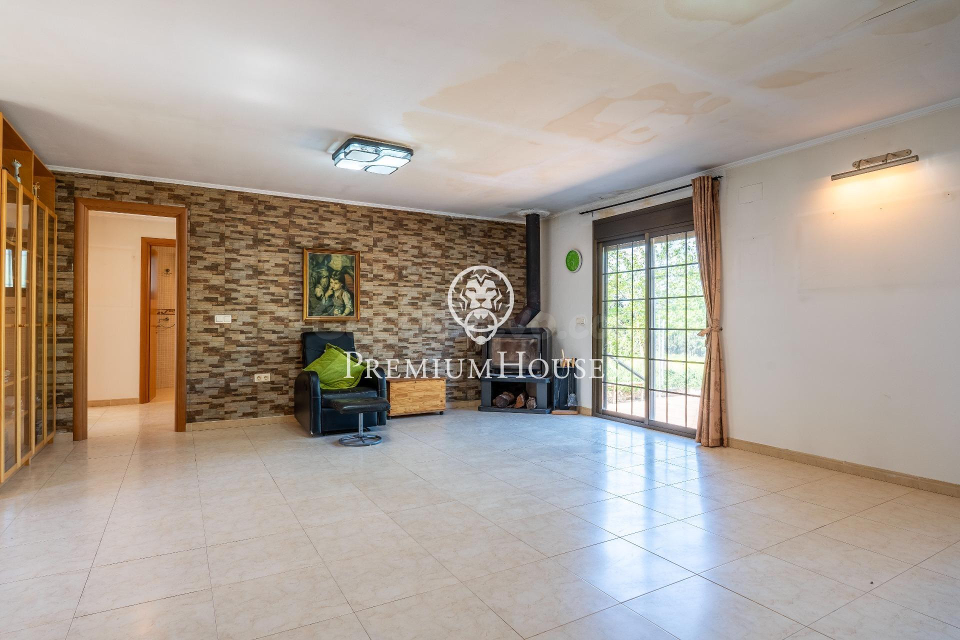 Casa con jardín y vistas en Prenafeta - foto 4