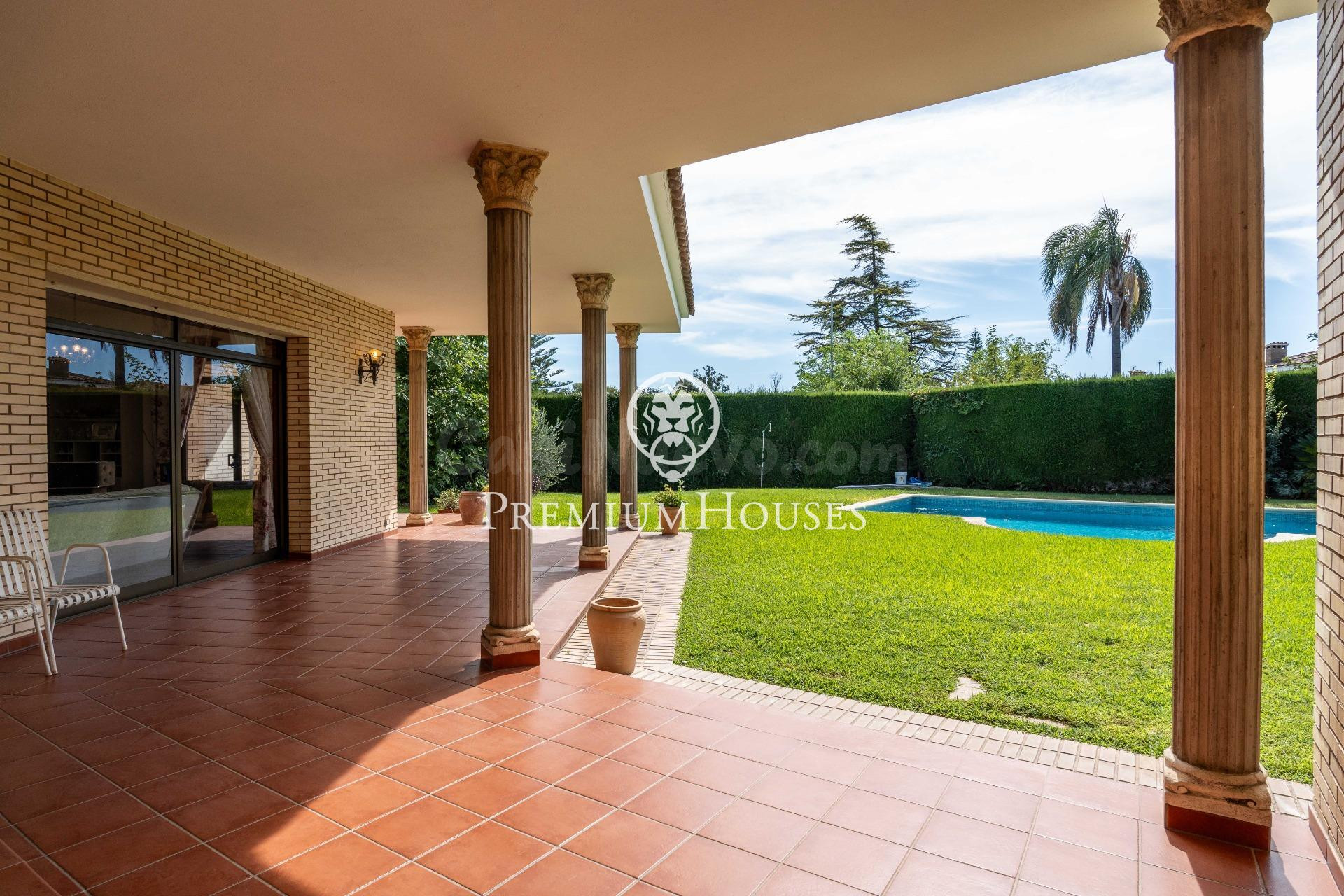 Casa independiente con piscina y jardín en Vilafortuny - foto 4