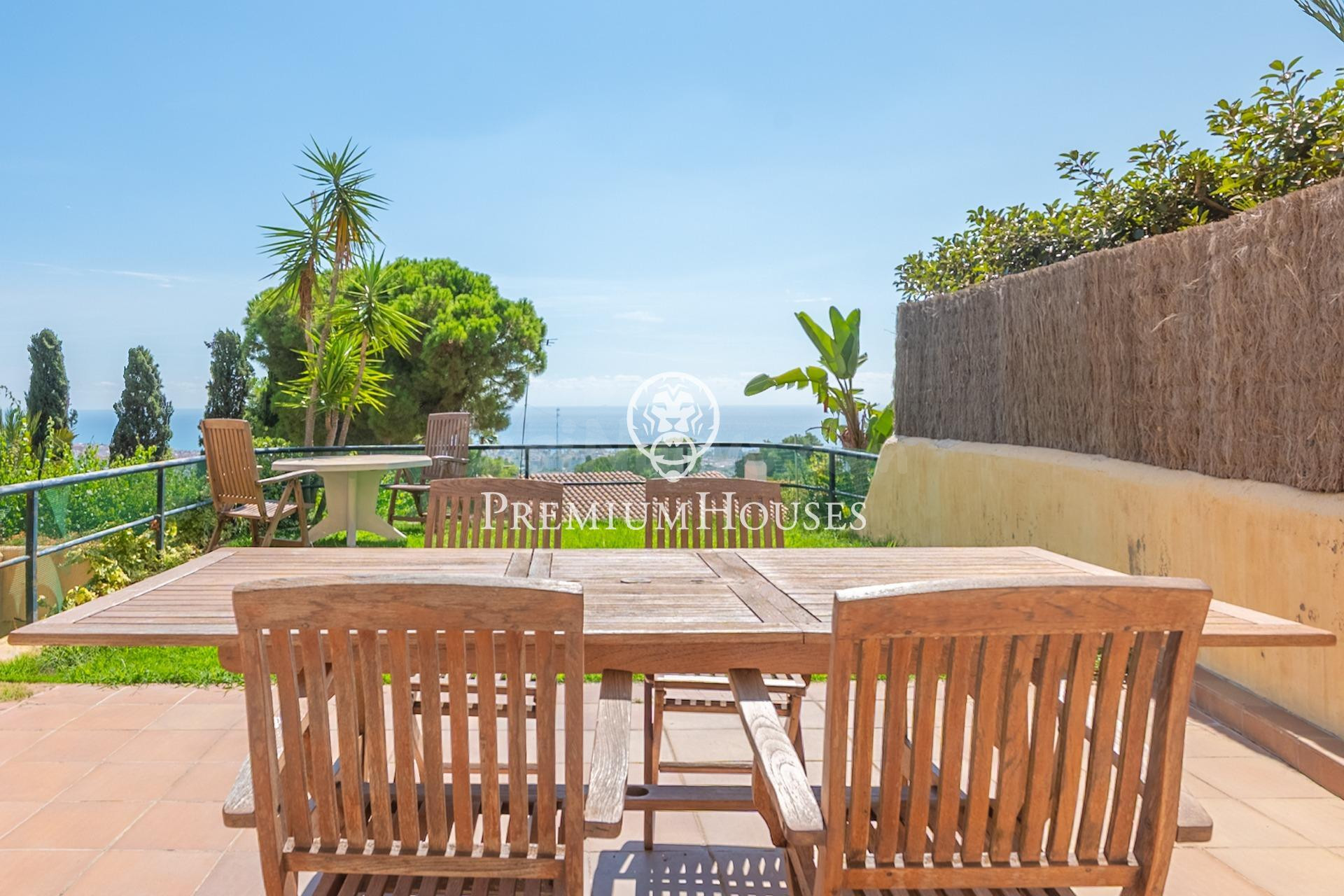 Adosado con piscina comunitaria y vistas del mar en Vallpine - foto 2