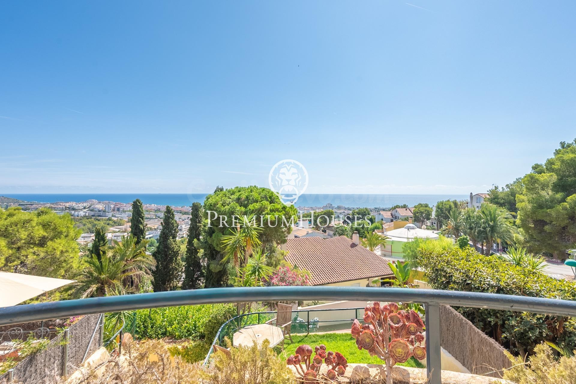 Adosado con piscina comunitaria y vistas del mar en Vallpine - foto 3