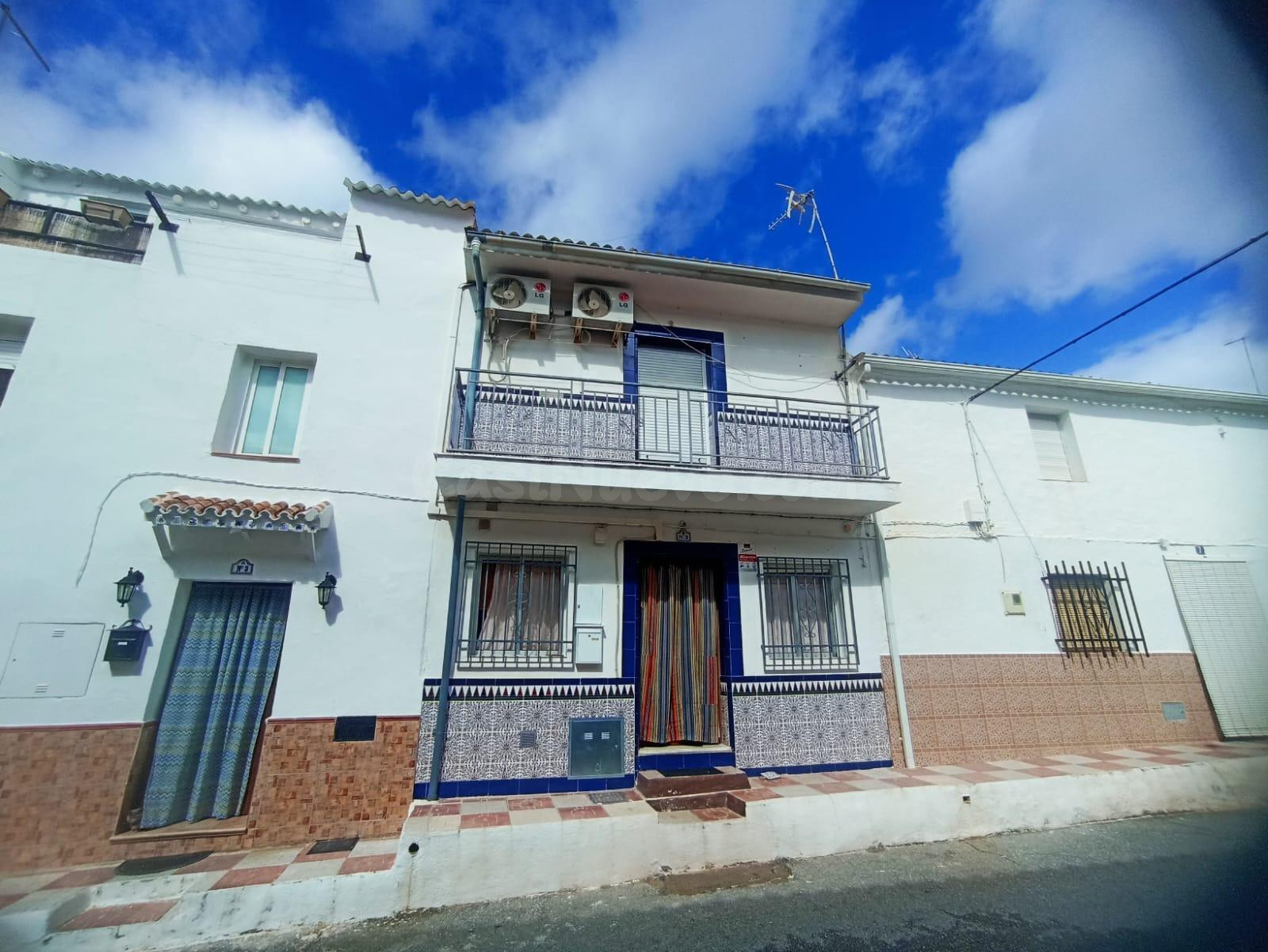 CASA EN CASTILLO DE TAJARJA