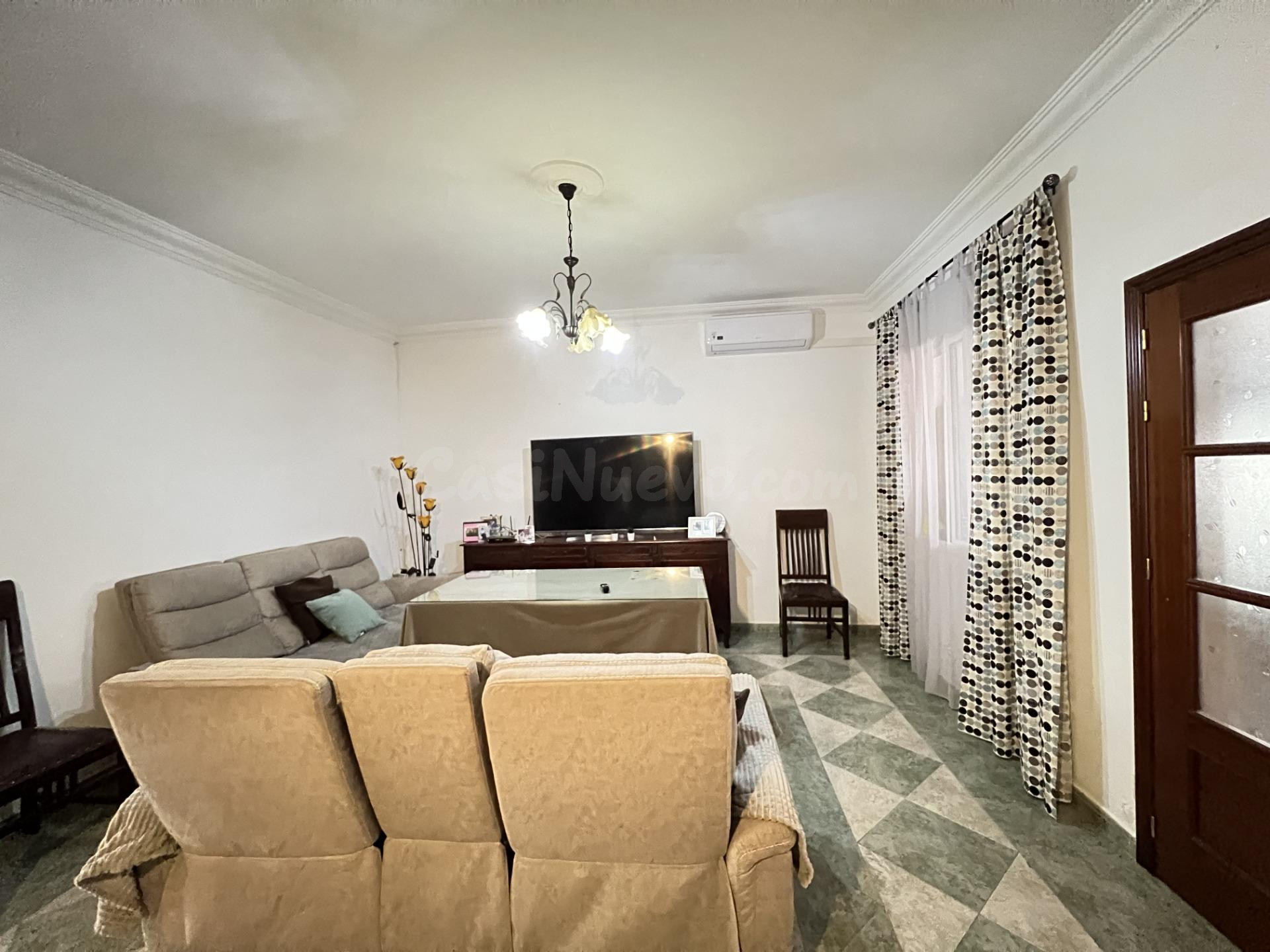 EN EXCLUSIVA, CASA EN ALAMEDA CON PISO EN PLANTA ALTA¡¡¡¡ - foto 4