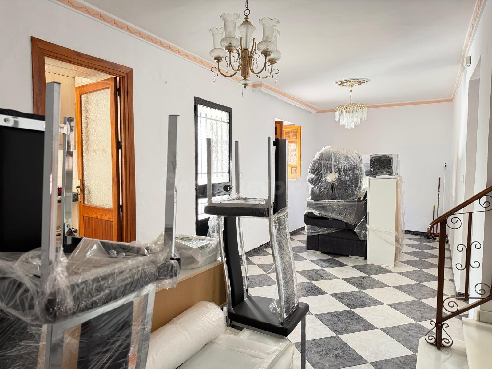 CASA URBANA CON AMPLIA PARCELA SALE A LA VENTA¡¡¡¡¡¡¡¡¡¡¡¡¡¡ - foto 2
