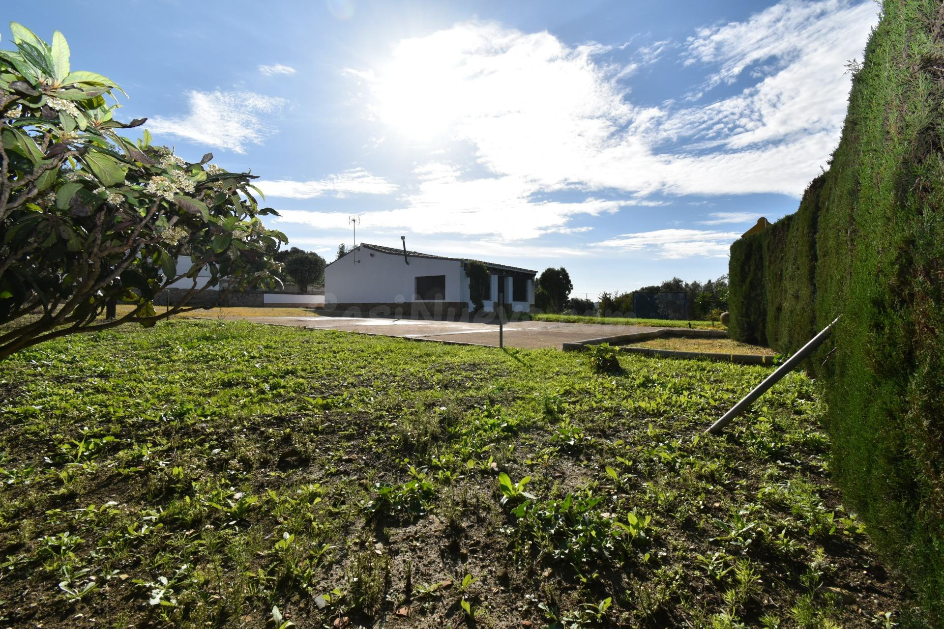 CHALET EN PARCELA DE 2.500 M2 SUBIDA DEL CARBÓN MEDINA