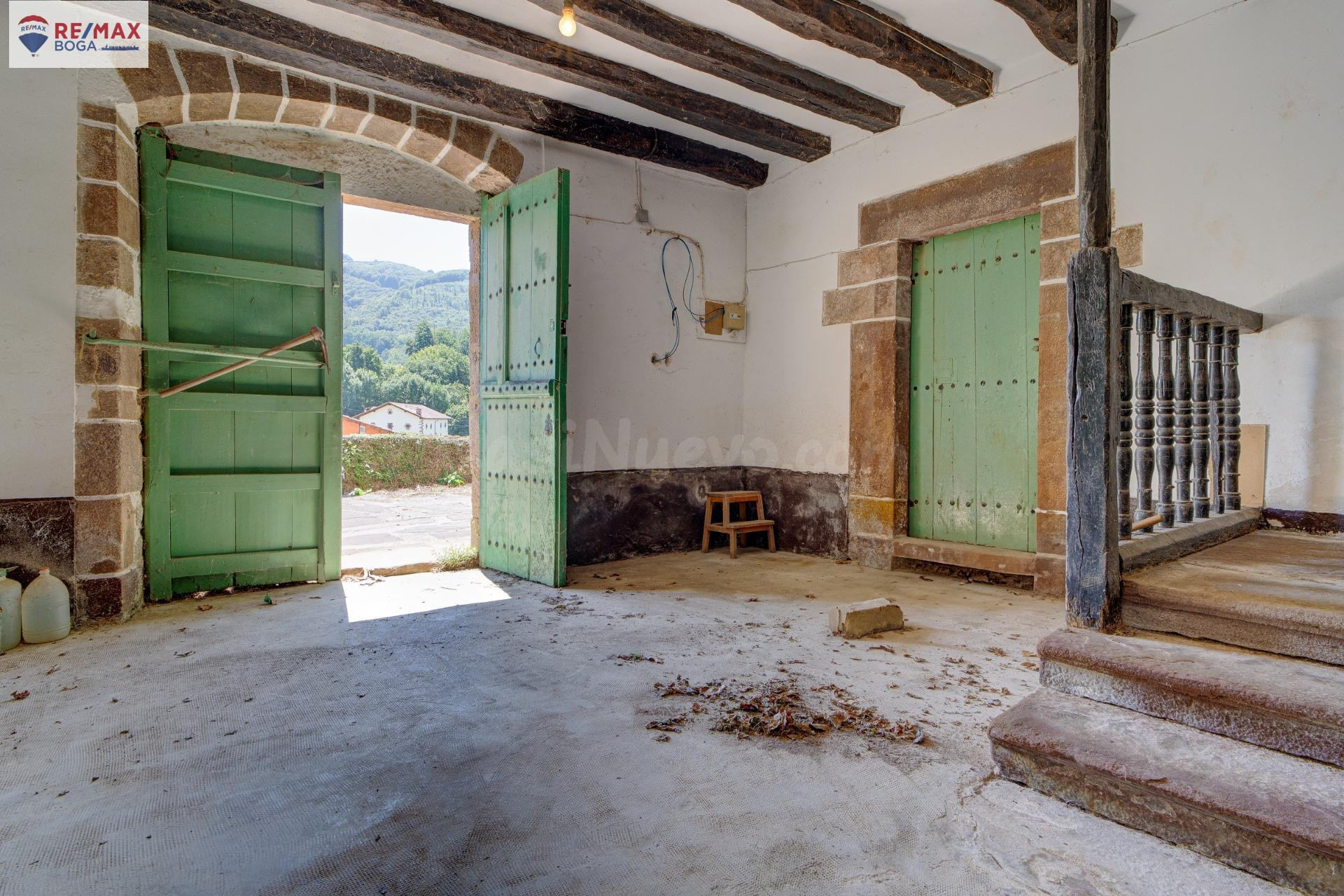 Espectacular caserón en Gaztelu, Navarra - foto 3