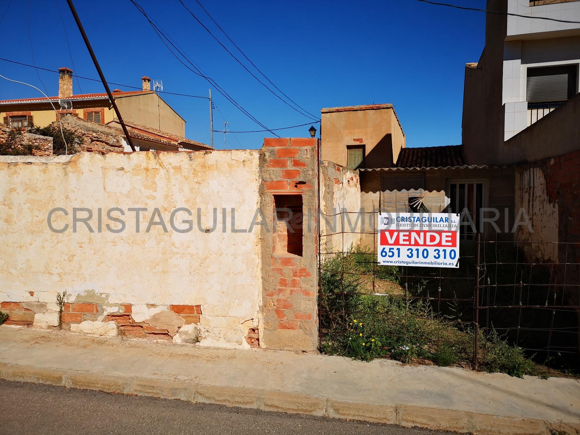 A LA VENTA SOLAR URBANO EN VILLAR DEL ARZOBISPO - foto 2