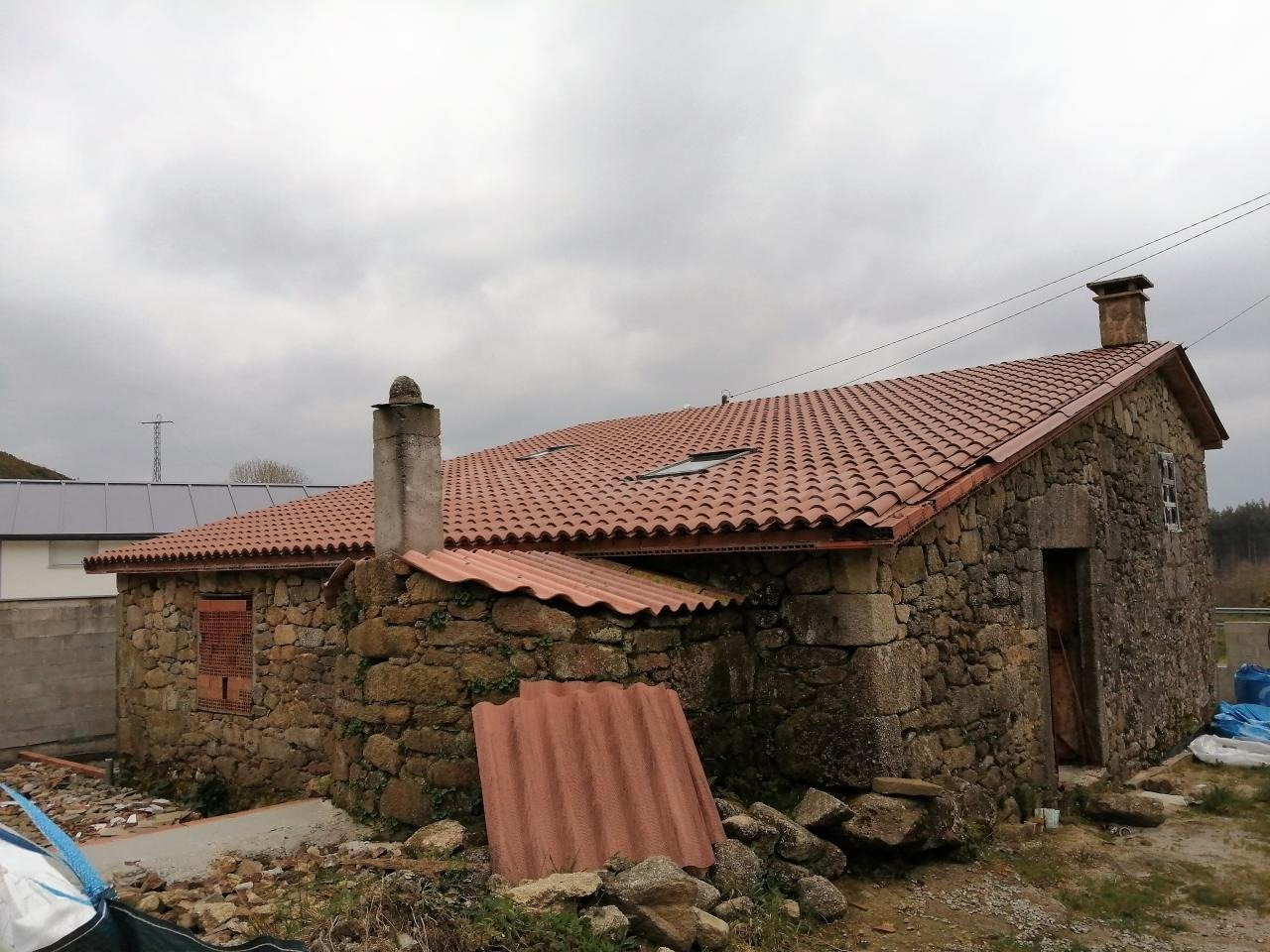 CASA DE PIEDRA PARA RESTAURAR  Y CON FINCA EN SAN SADURNINO, - foto 5