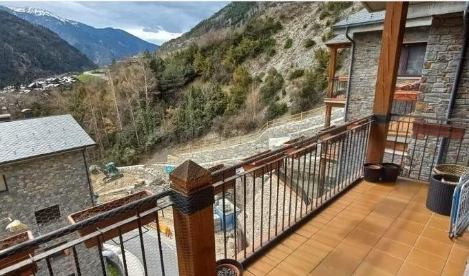 En Hort de Godi encontramos este ático de unos 130 m2  3 hab - foto 4