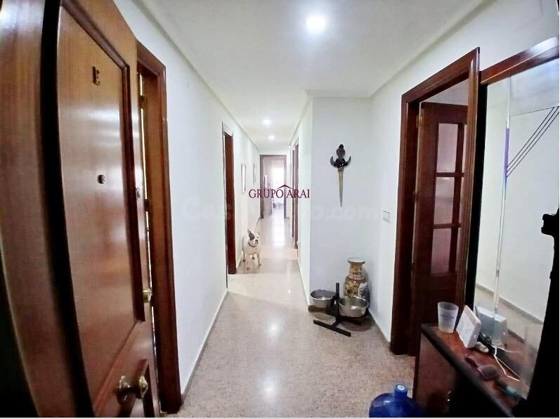 Vivienda luminosa y cómoda en Avenida de Novelda - foto 4