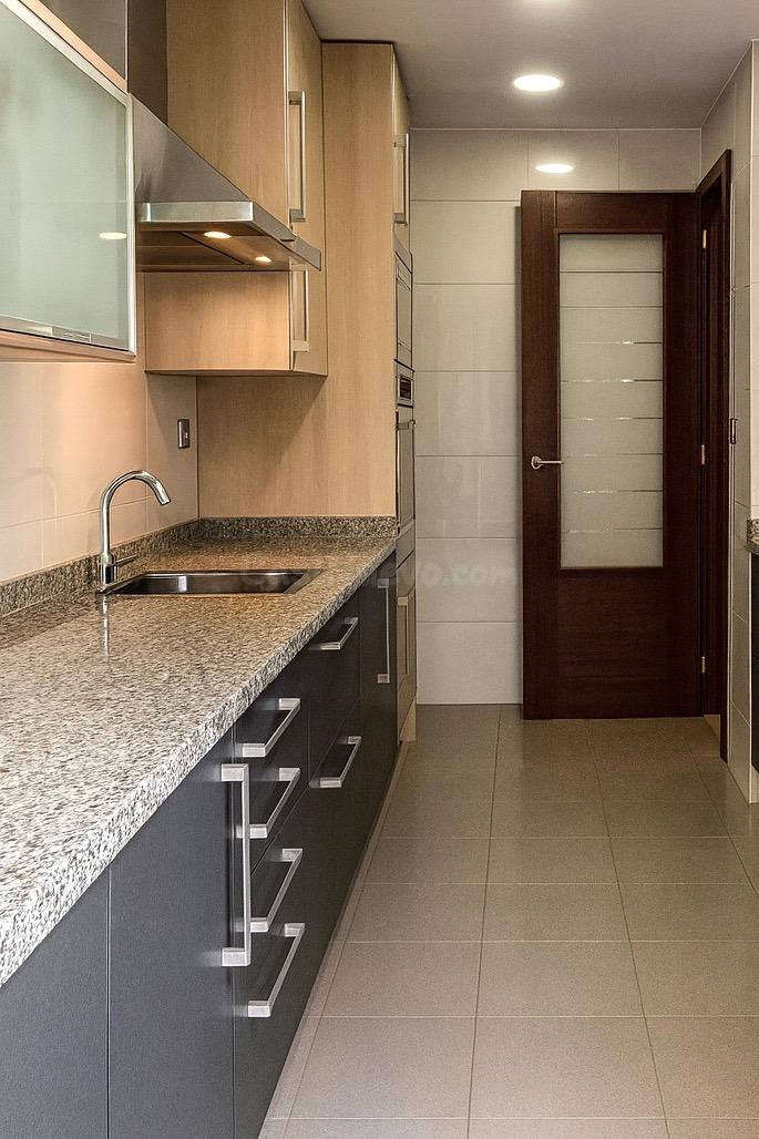 Amplia vivienda exterior con garaje y trastero - foto 5
