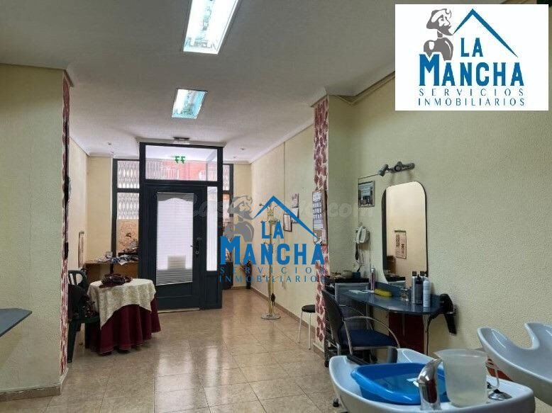 INMOBILIARIA LA MANCHA VENDE LOCAL COMERCIAL ZONA ENSANCHE/FRANCISCANOS