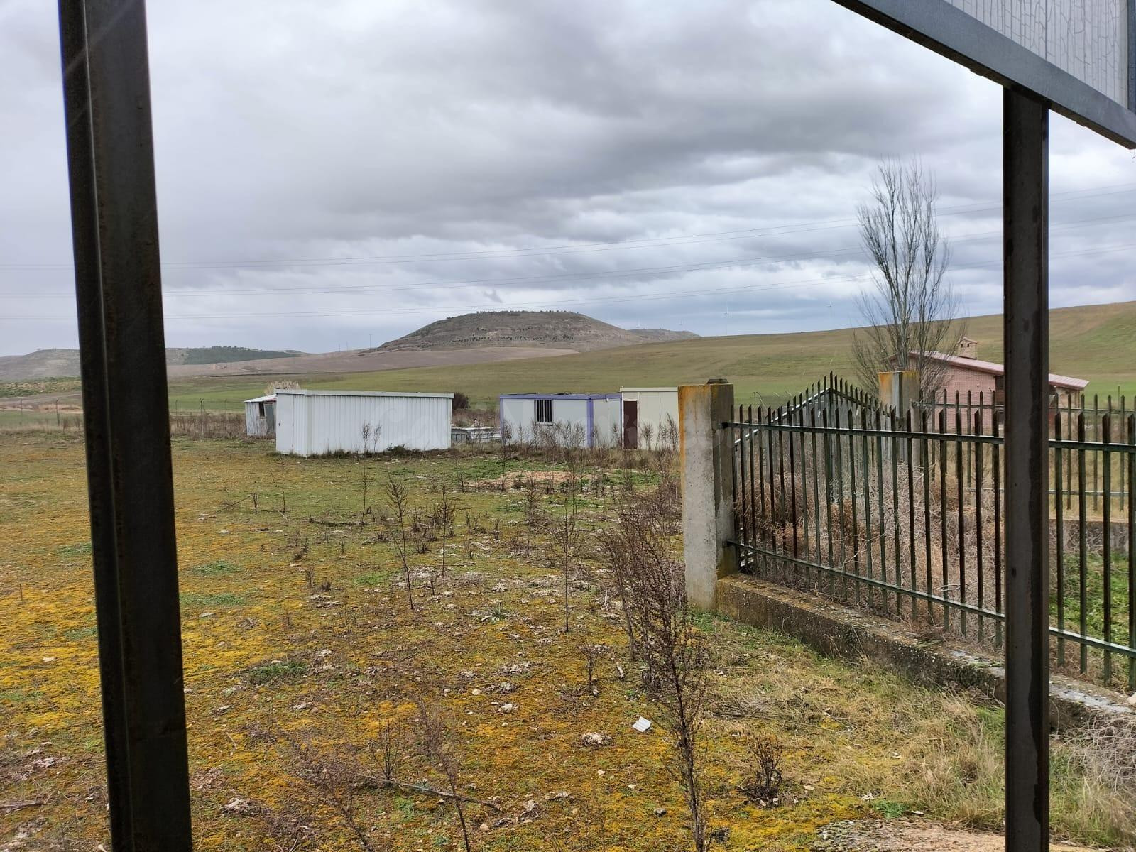 DISPONIBLE A LA VENTA SUELO URBANO NO CONSOLIDADO EN FUENTES - foto 2