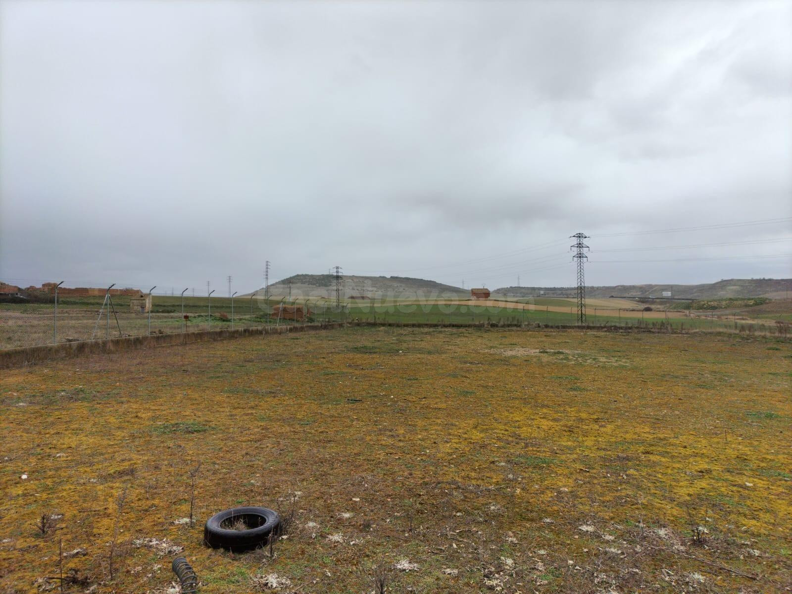 DISPONIBLE A LA VENTA SUELO URBANO NO CONSOLIDADO EN FUENTES - foto 5