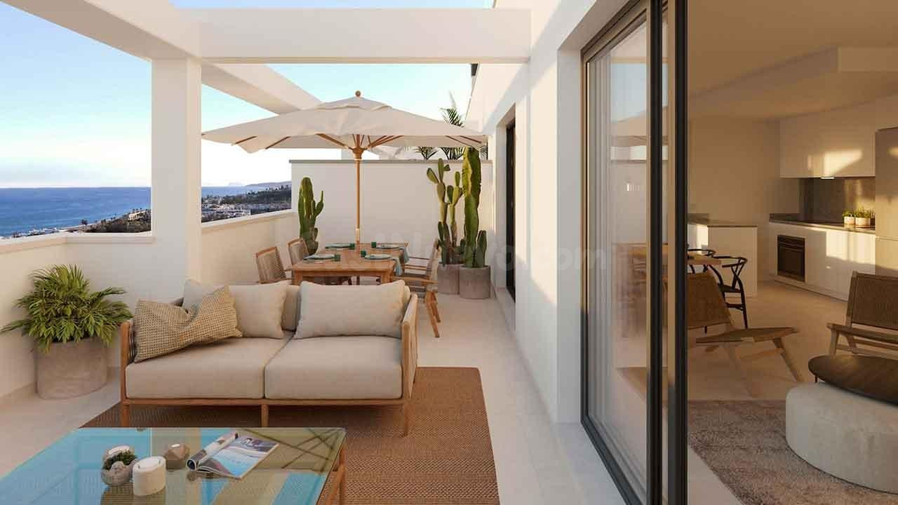 ESTEPONA APARTAMENTO NUEVO CON INCREÍBLES VISTAS AL MAR