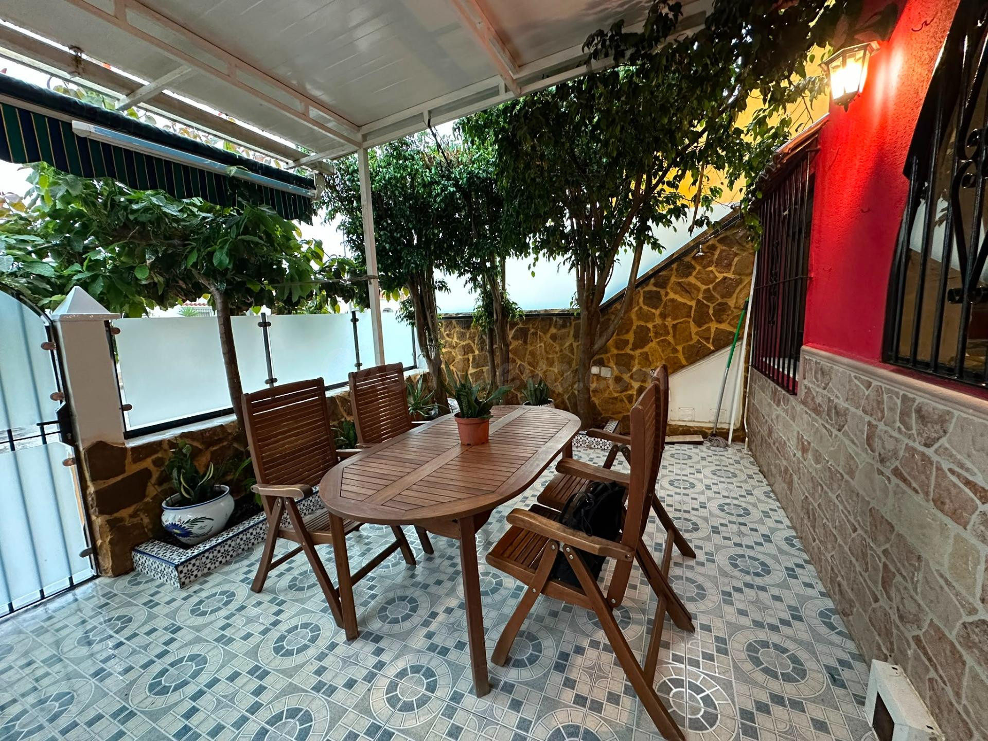Encantadora Planta Baja con Terraza Privada, Piscina y Todo el Encanto del Mediterráneo en Los Narejos (Los Alcázares)
