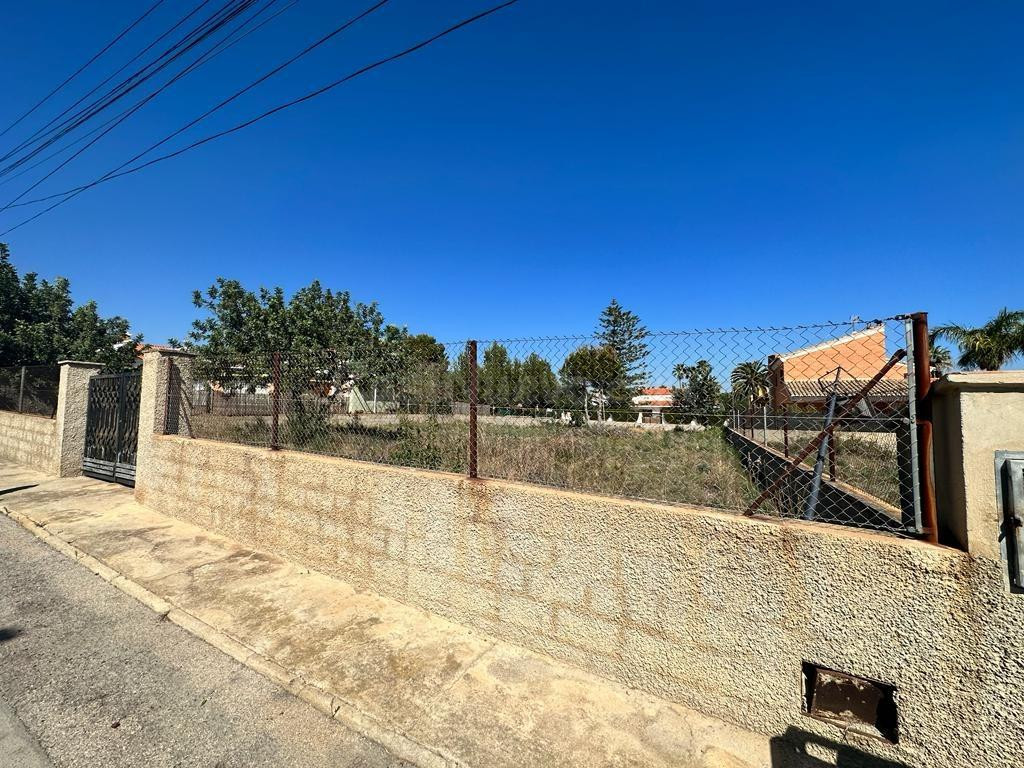 SE VENDE PARCELA URBANA EN BONANZA