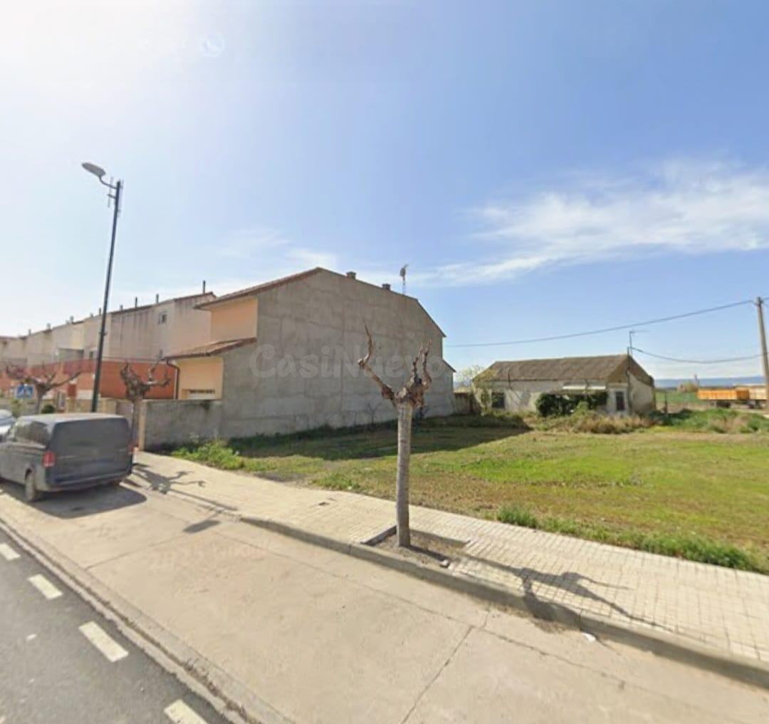 Terreno urbano listo para construir – ubicación privilegiada - foto 2