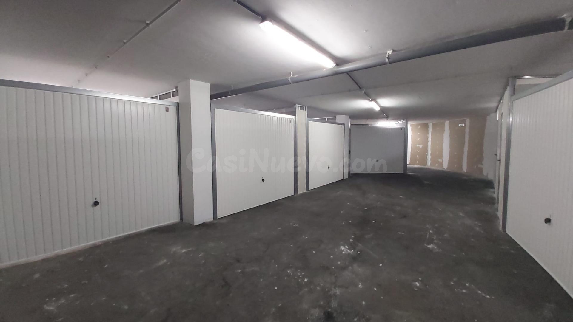 Se venden plazas de garage en RESIDENCIAL COSTA PAZ-AP CORONA, Puerto de la Cruz.