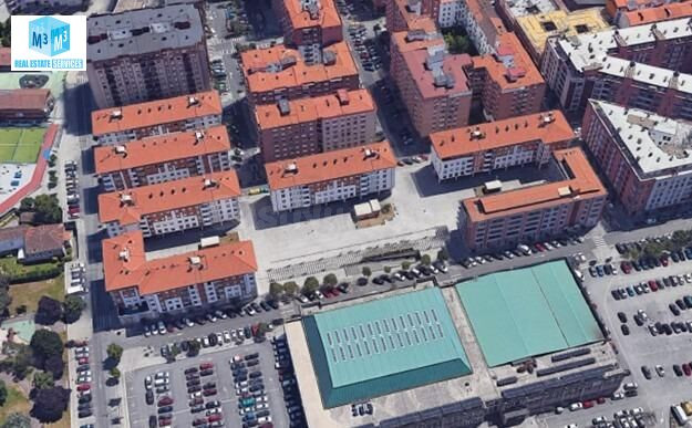 Parcela de garaje en venta en Plaza Europa en Erandio - foto 2