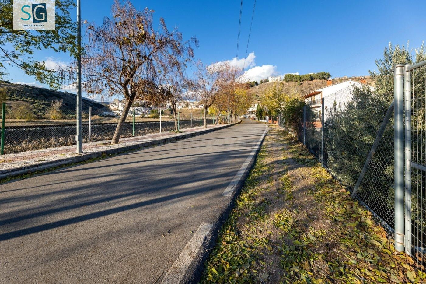 Fantástica parcela urbana en Iznalloz, construya su sueño! - foto 5