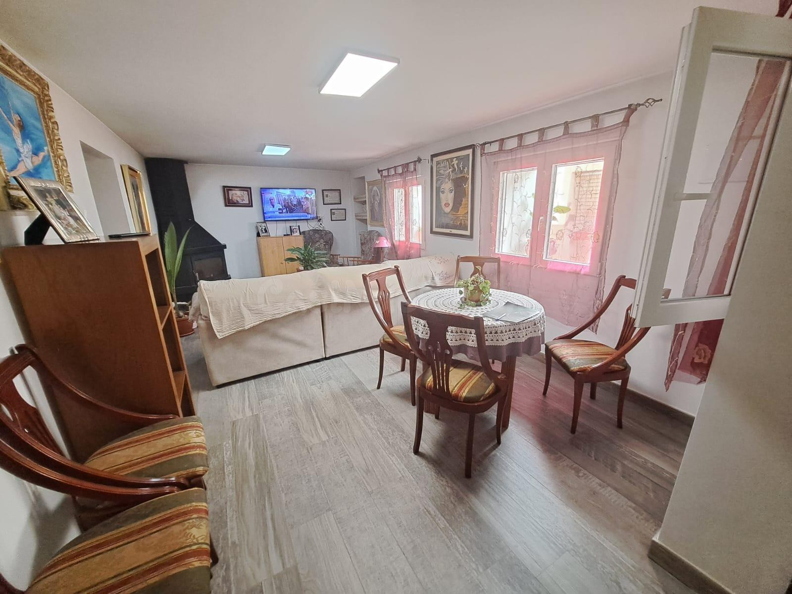 CASA COMPLETAMENTE REFORMADA EN HIGUERUELA - foto 5