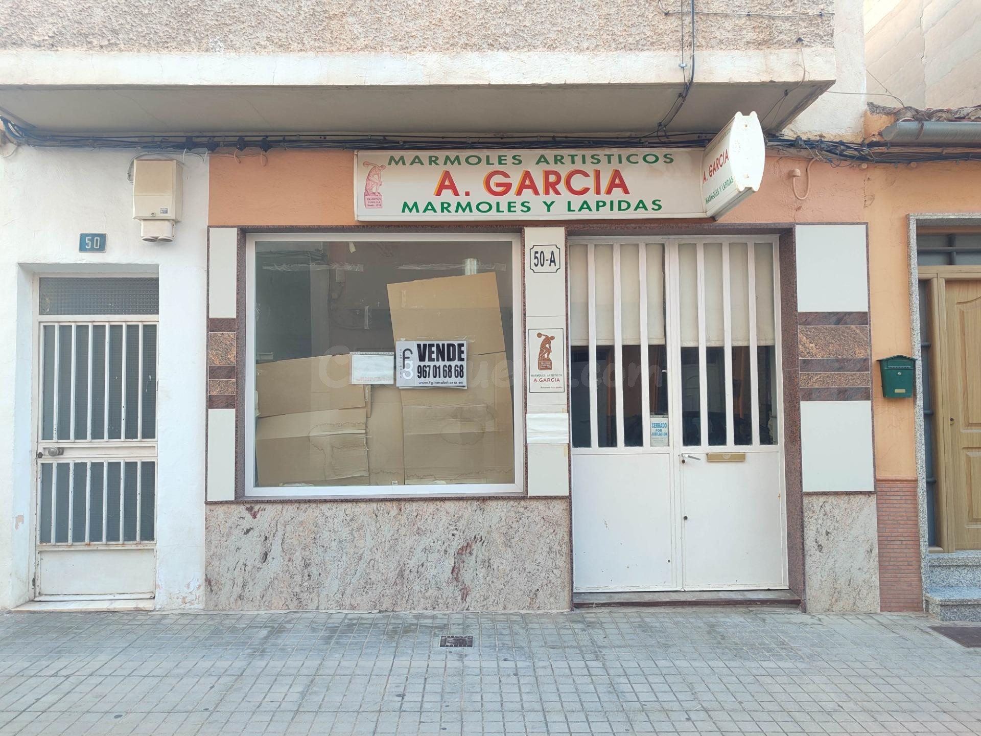 LOCAL COMERCIAL EN BARRIO SAN ISIDRO